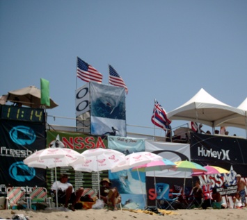 http://www.kamaainacreations.com/images/Surf%20Contest%207-1-06%20016.jpg